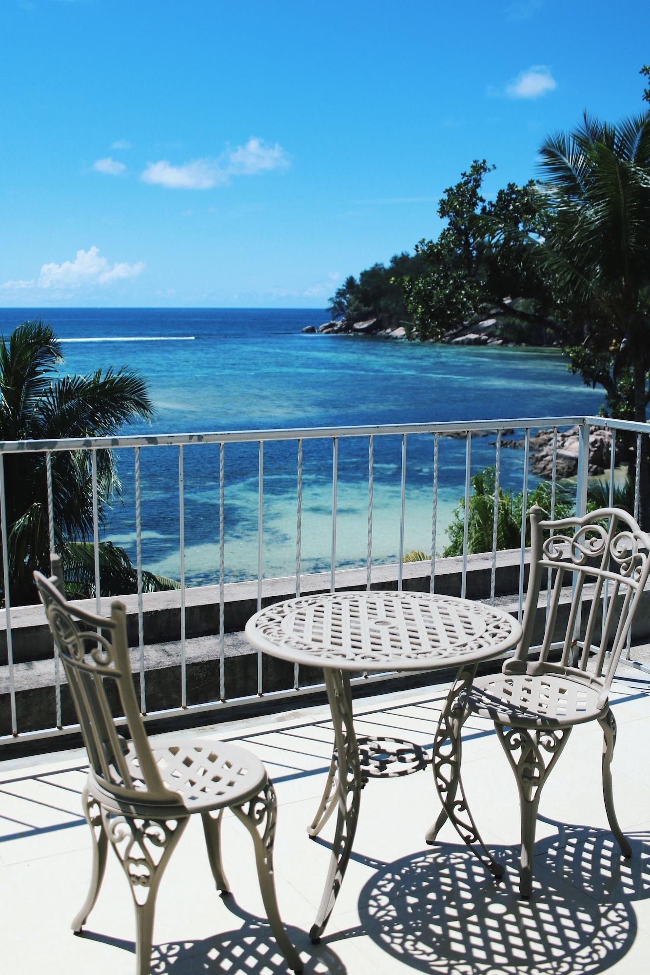 Crown Beach Hotel Seychelles Pointe Au Sel Buitenkant foto