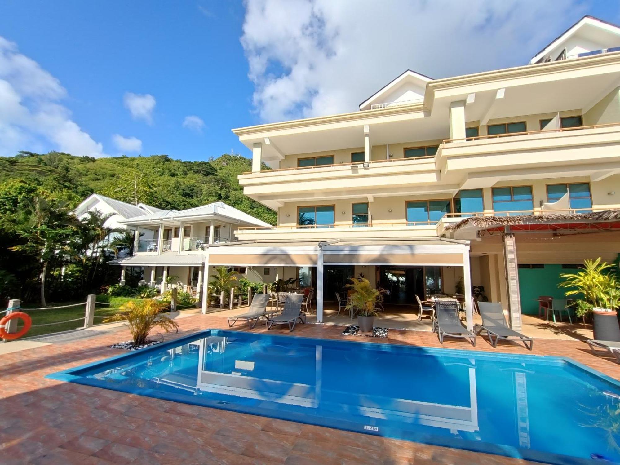 Crown Beach Hotel Seychelles Pointe Au Sel Buitenkant foto