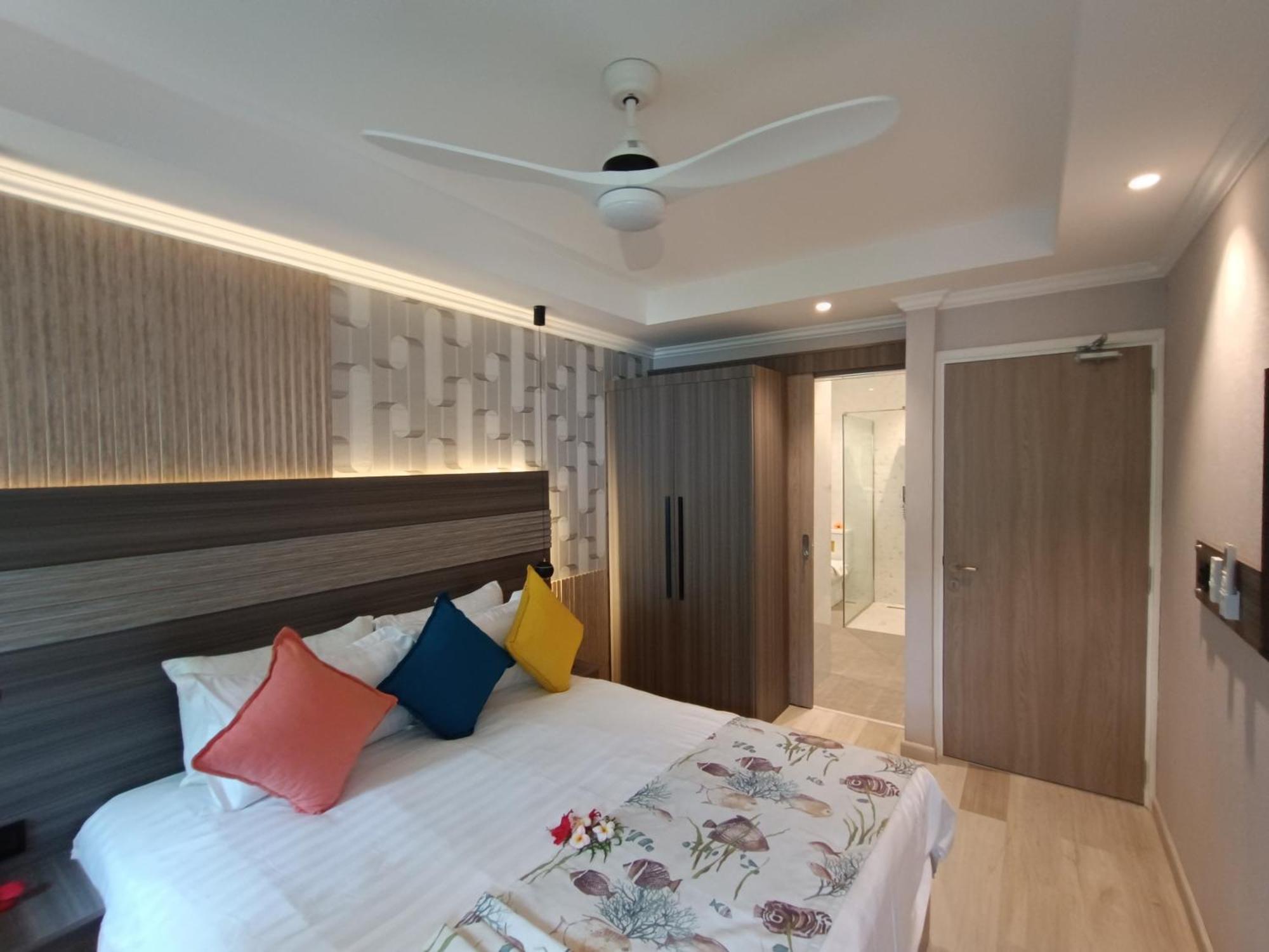 Crown Beach Hotel Seychelles Pointe Au Sel Buitenkant foto