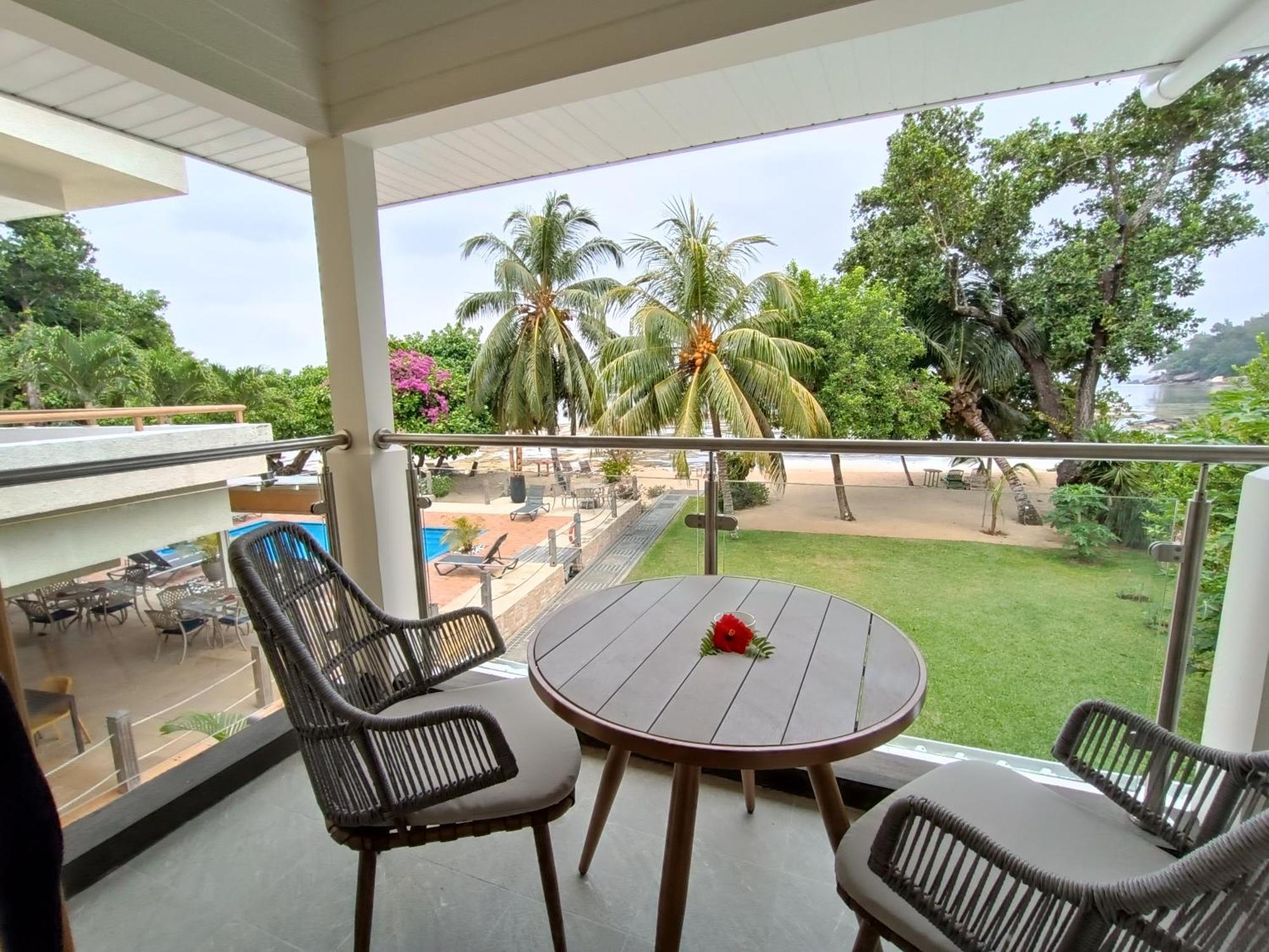 Crown Beach Hotel Seychelles Pointe Au Sel Buitenkant foto