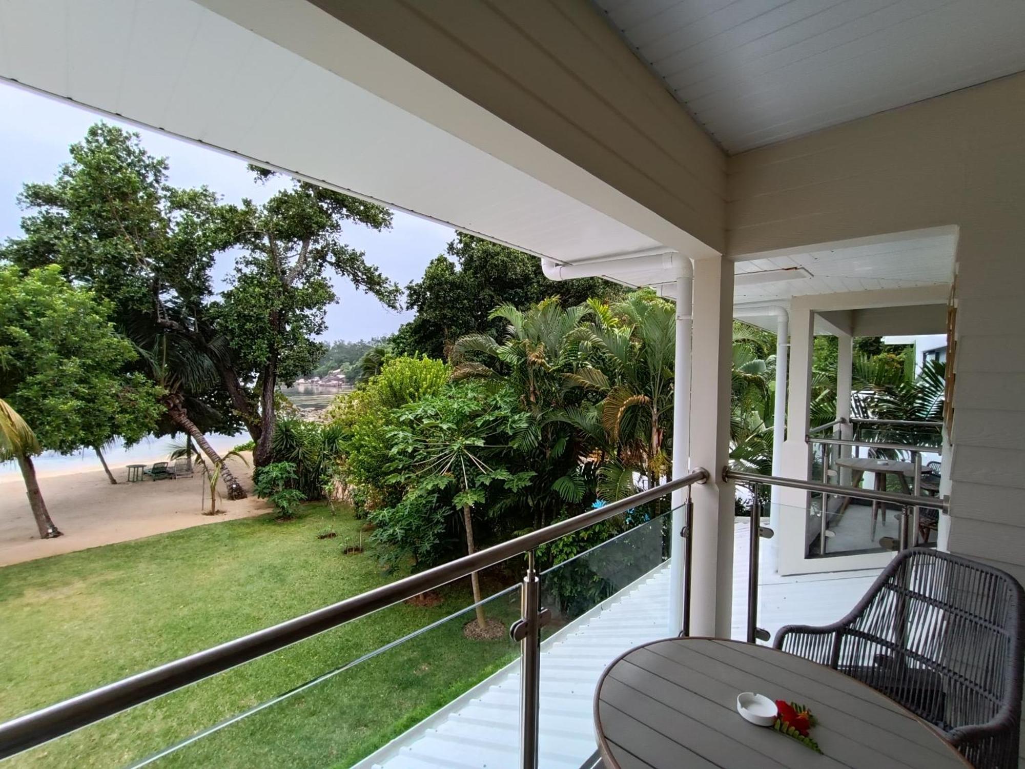 Crown Beach Hotel Seychelles Pointe Au Sel Buitenkant foto