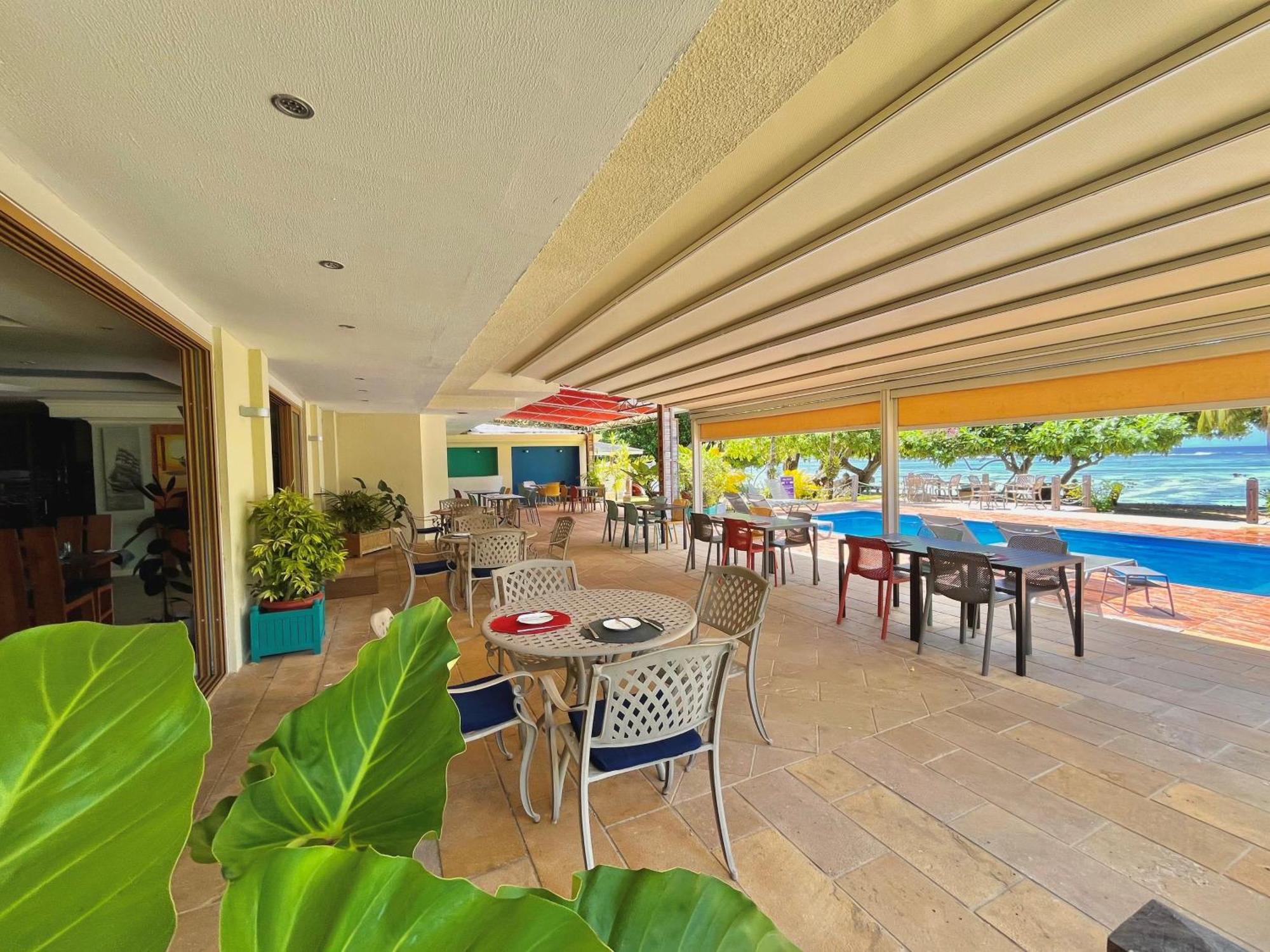Crown Beach Hotel Seychelles Pointe Au Sel Buitenkant foto